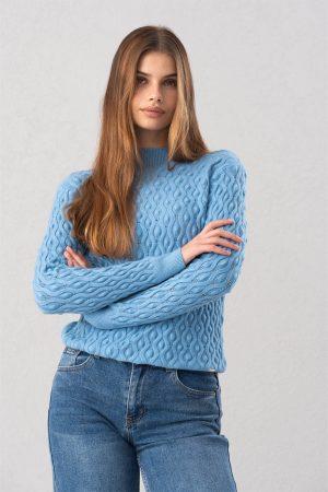 Пуловер с плетеница пастелно син цвят син Luxury in Light Blue