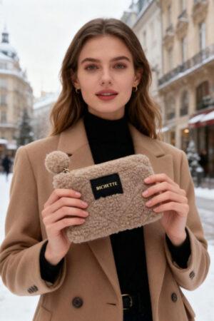 Пухкав несесер в бежав цвят Bichette 13x20cm Beige