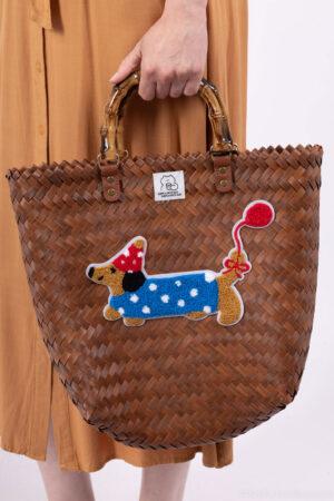 Чанта голяма с френско кученце в шоколадово Chocolate Dachshund Joy Bag